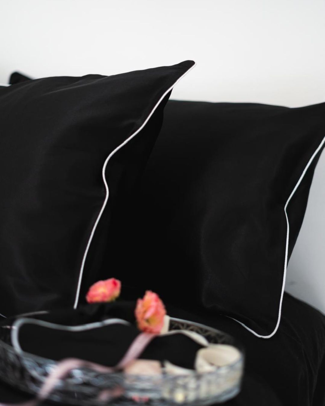 Zanya X TDD Satin Eid Gift Box Black